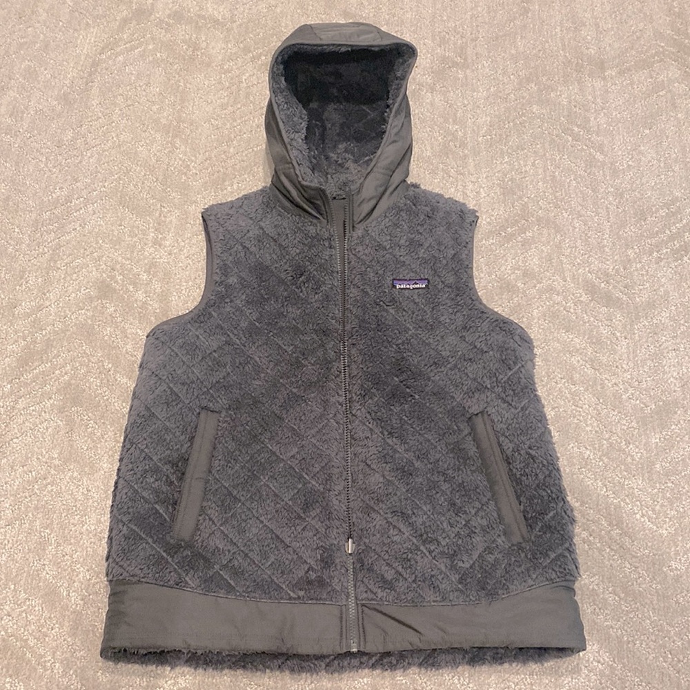 Patagonia Women’s Los Gatos Hooded Vest Medium Gray